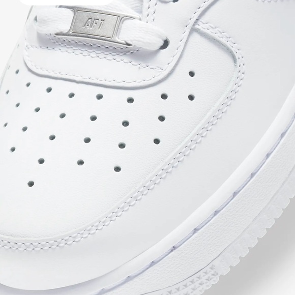 New Nike Women’s Air Force 1 ‘07 Mid - Picture 11 of 11